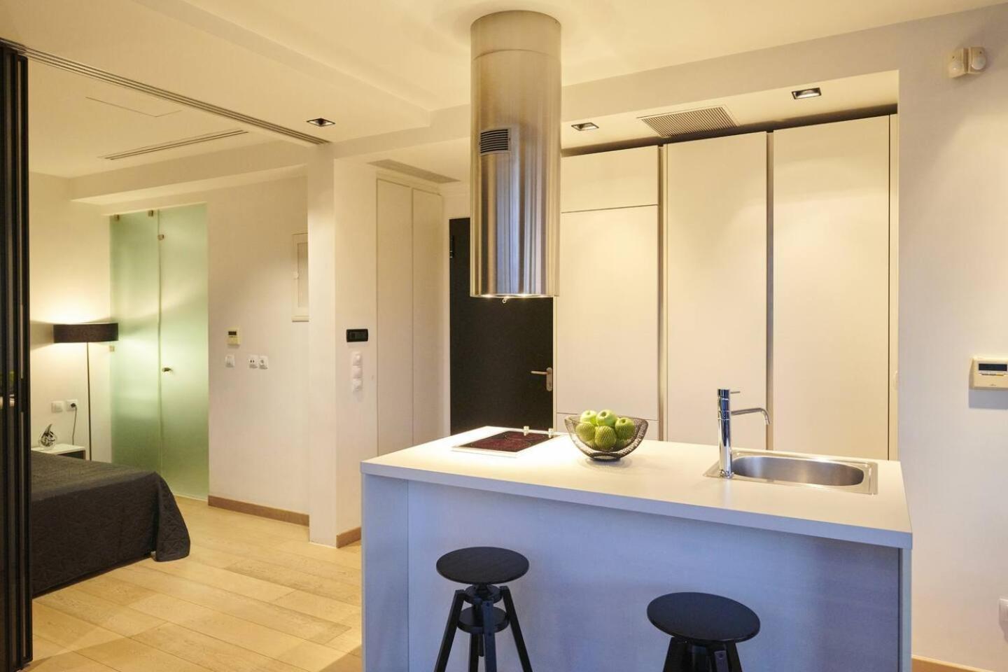 Ma Maison Nο 4, Downtown Loft , Short Walk To Acropolis, Ultra High Speed Internet 500 Mbps, Parking Upon Request, 1' From Metro Station Афіни Екстер'єр фото