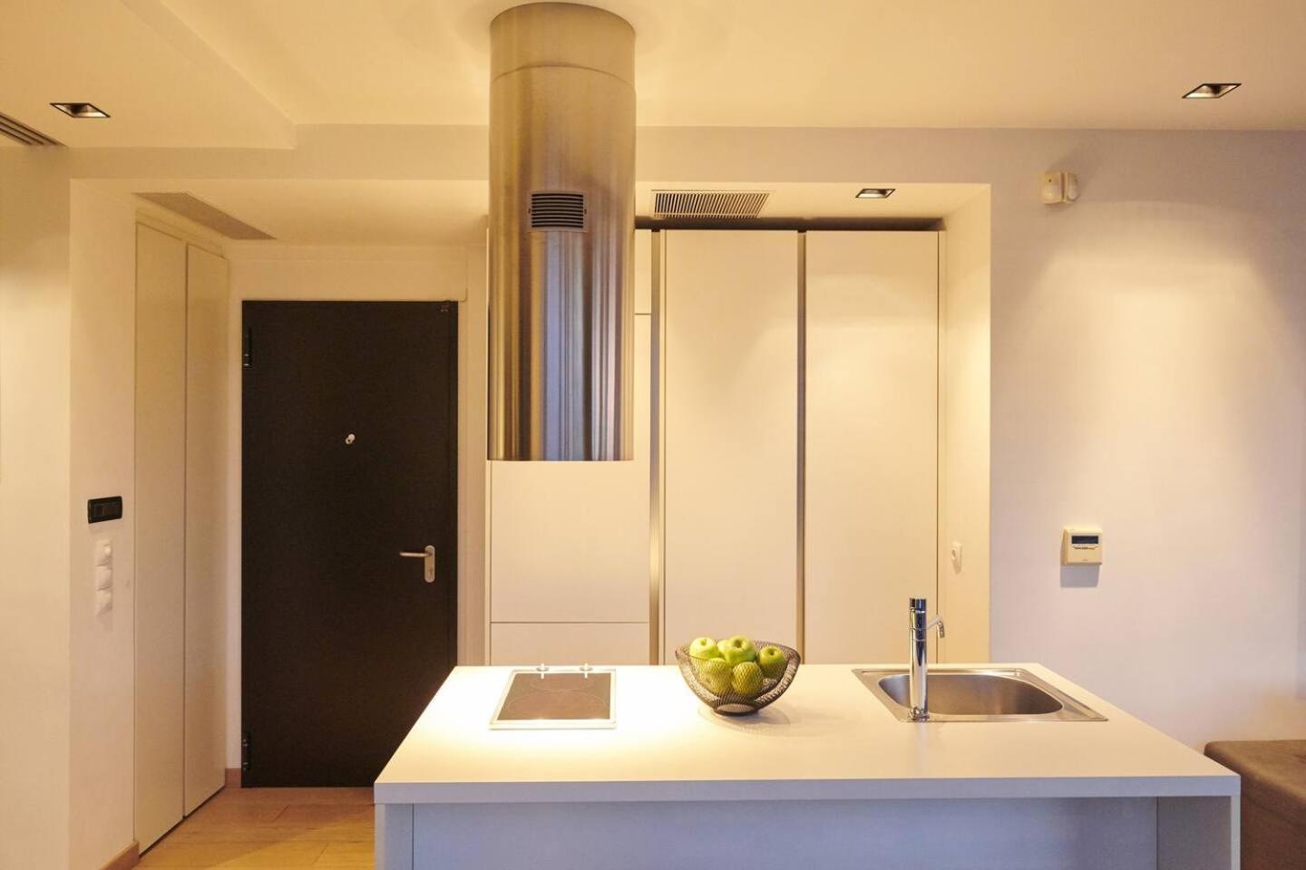 Ma Maison Nο 4, Downtown Loft , Short Walk To Acropolis, Ultra High Speed Internet 500 Mbps, Parking Upon Request, 1' From Metro Station Афіни Екстер'єр фото