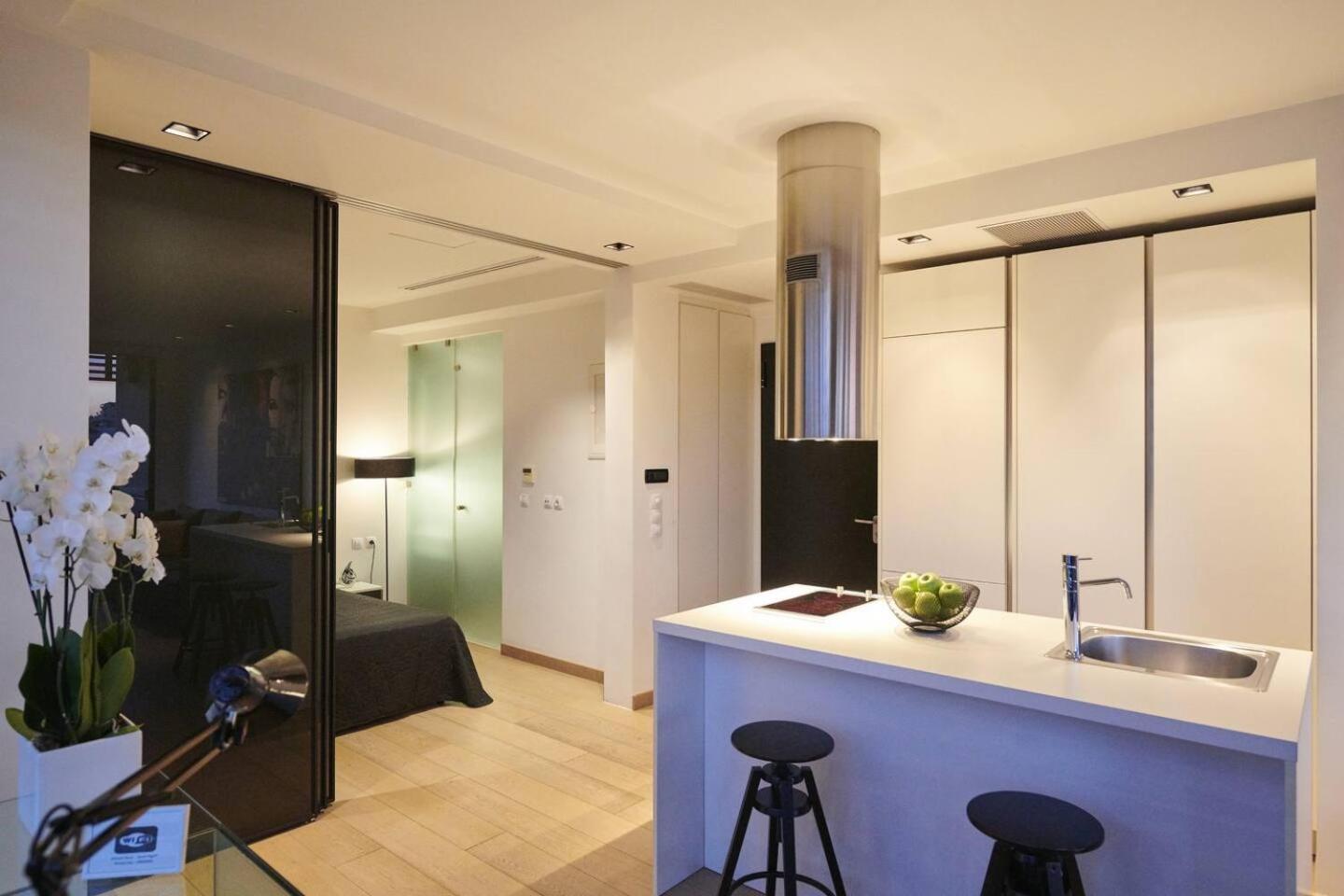 Ma Maison Nο 4, Downtown Loft , Short Walk To Acropolis, Ultra High Speed Internet 500 Mbps, Parking Upon Request, 1' From Metro Station Афіни Екстер'єр фото
