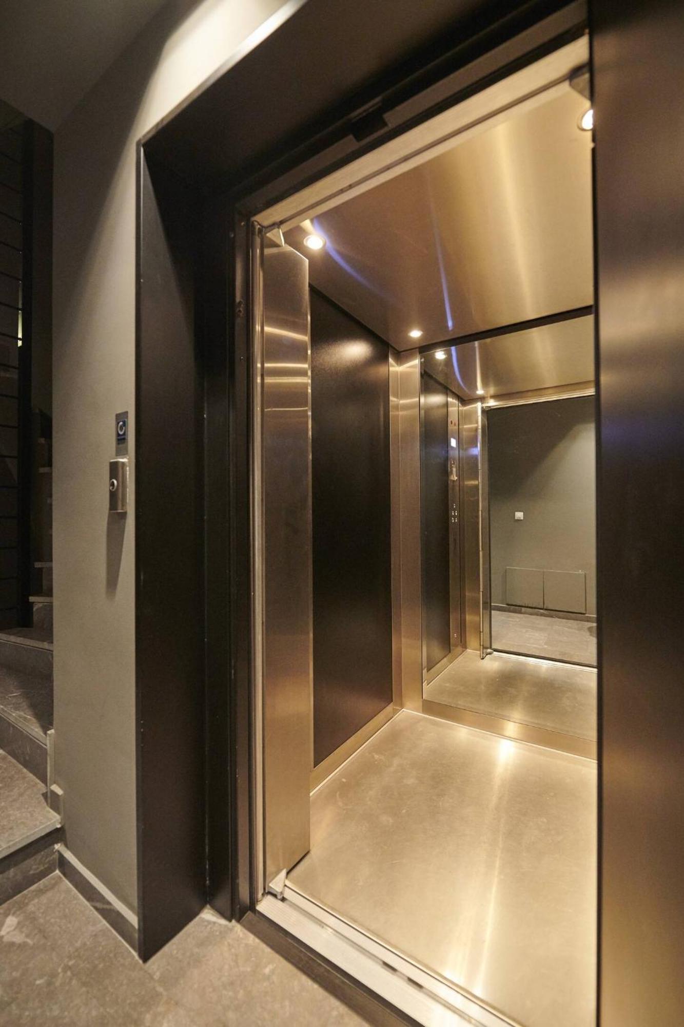 Ma Maison Nο 4, Downtown Loft , Short Walk To Acropolis, Ultra High Speed Internet 500 Mbps, Parking Upon Request, 1' From Metro Station Афіни Екстер'єр фото